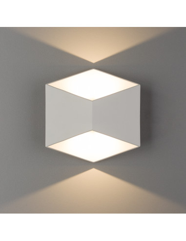 TRIANGLES LED 8143
