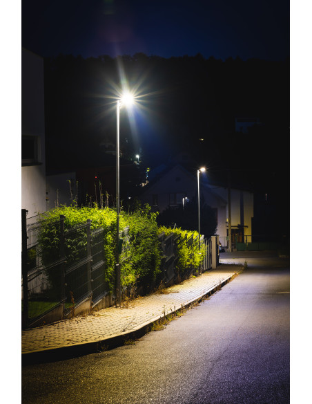 OPRAWA ULICZNA URBAN LITE XL 150W 4000K neutralna biała  IP65 16200LM 2KV 