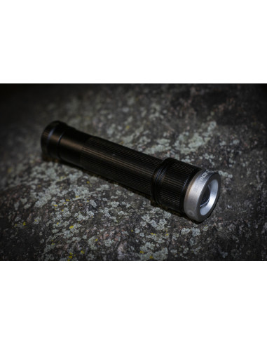 LATARKA TAKTYCZNA FLASHL TACTIC HB IP65 1400LM ZASILANA BATERIAMI 6AA 4H 