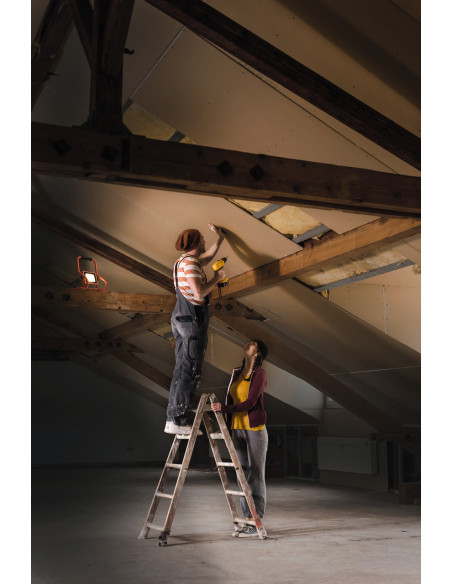 NAŚWIETLACZ LED PRZENOŚNY LED WORKLIGHT BATTERY 20W 840 R-ST 