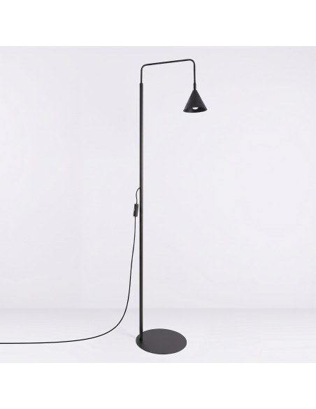 Lampa podłogowa NOX czarna