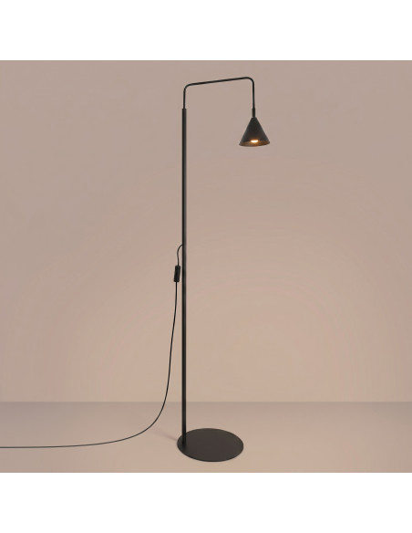 Lampa podłogowa NOX czarna